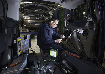 © Pic by Guy Newman. 29.11.2013. Friday shoot at GM Coachwork