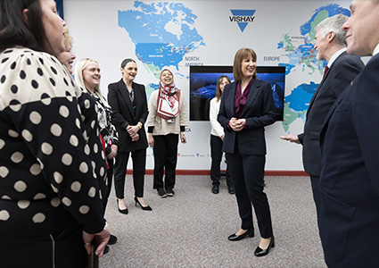 Rachel Reeves meets female engineers shortlisted for a UK-wide Women in Electronics award. Credit HM Treasury