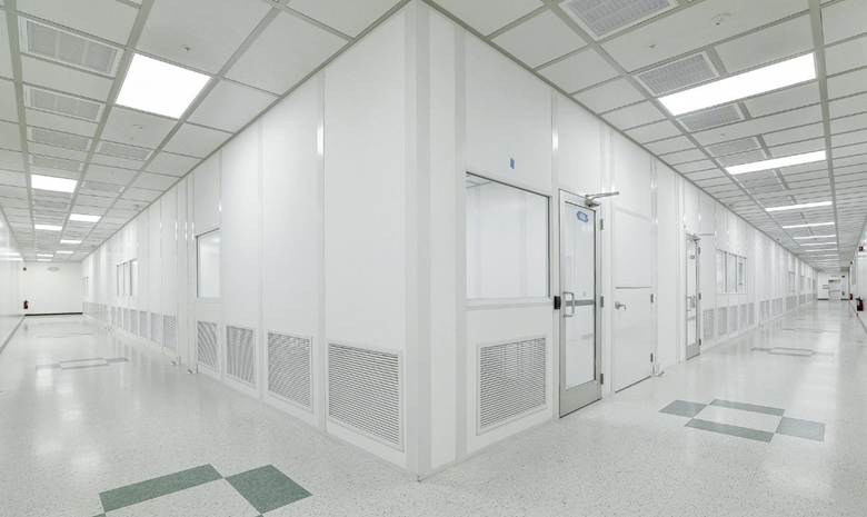 Starrco cleanroom manufacturer