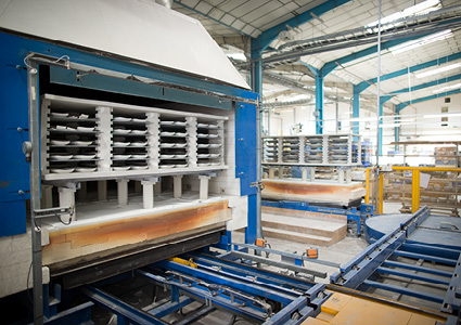 an industrial multi-opening (multi-daylight) hydraulic hot press system integrated with an automated conveyor production line