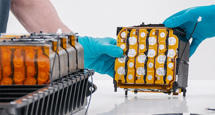 the ultra-high-power-density RML VarEVolt battery pack